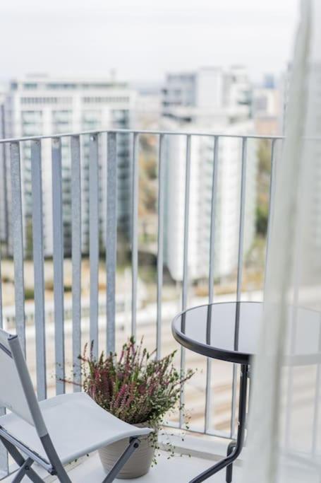 City Sky Studio Mit Balkon ウィーン エクステリア 写真